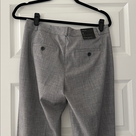 Banana Republic Light Gray Women's Dress Pants - Straight Leg - Picture 2 of 5